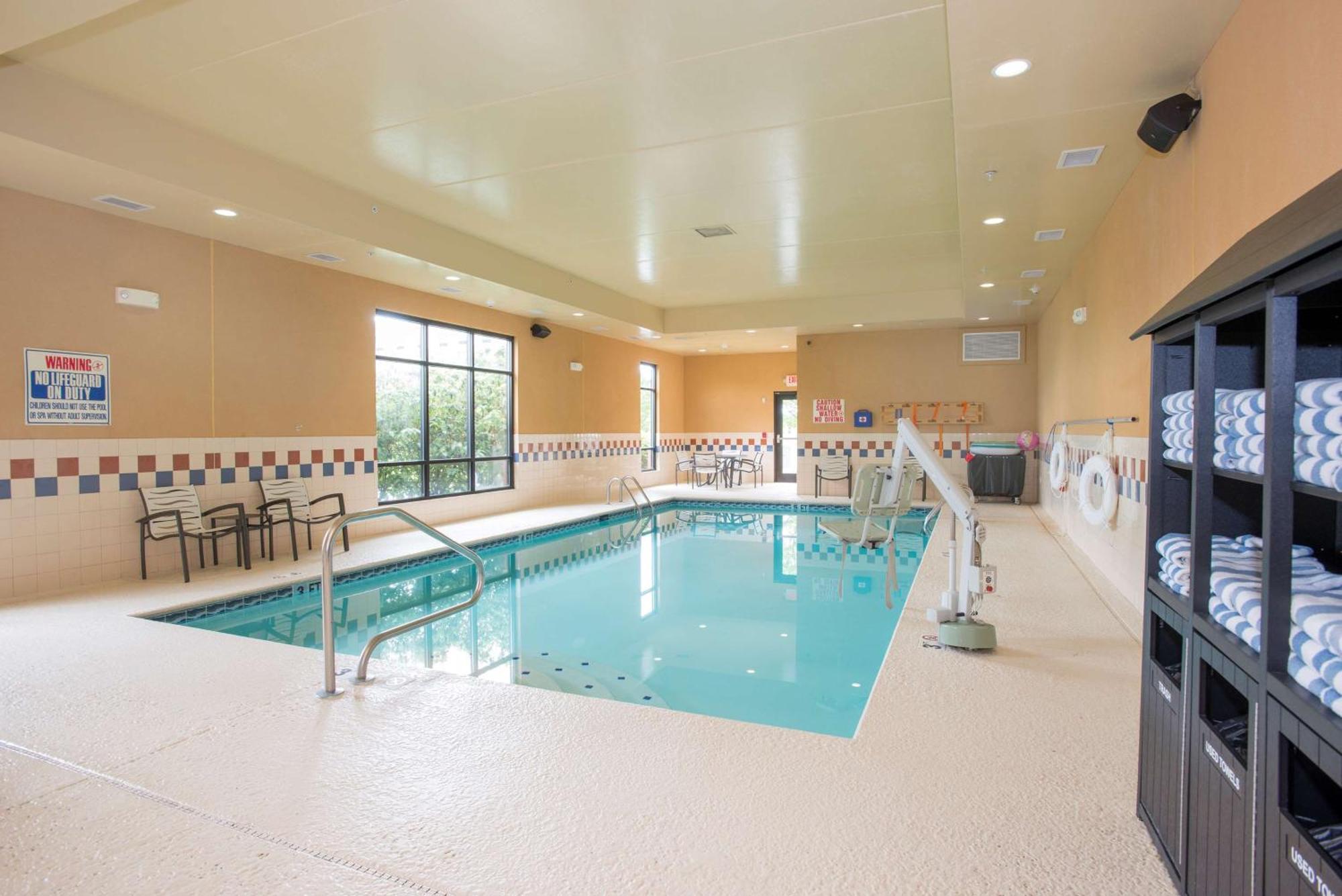 Hampton Inn & Suites Cincinnati-Union Centre West Chester Zewnętrze zdjęcie