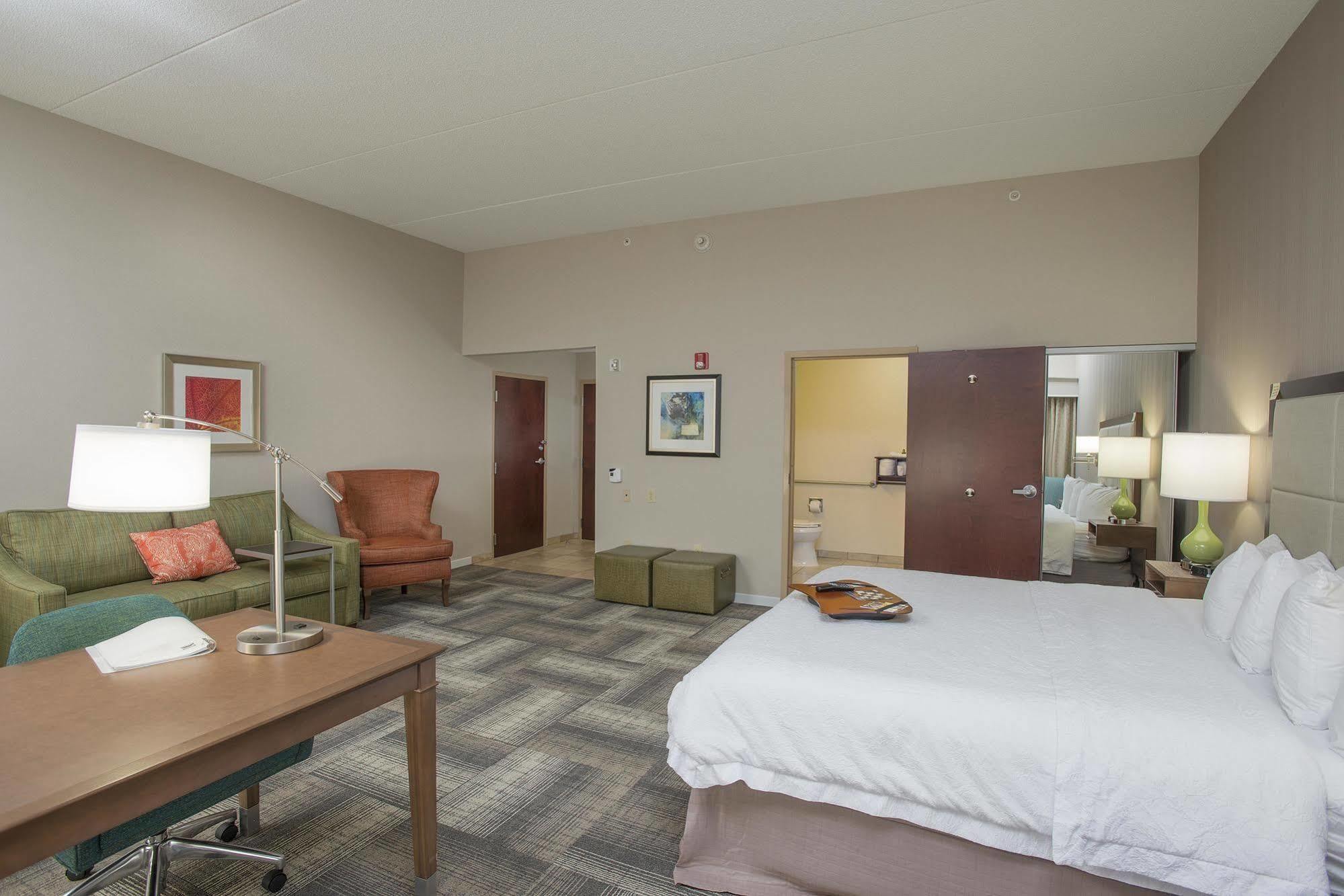 Hampton Inn & Suites Cincinnati-Union Centre West Chester Zewnętrze zdjęcie